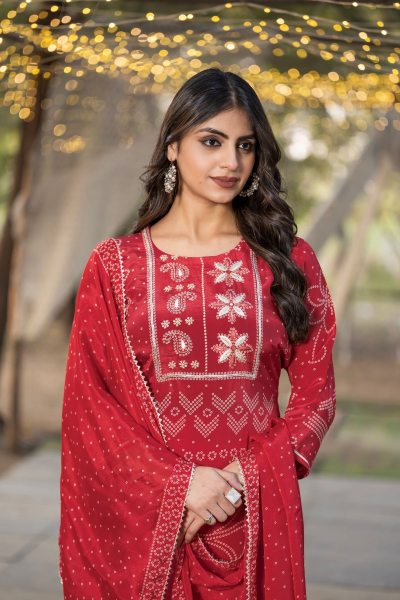 BANDHEJ PRINT SUIT SUITS