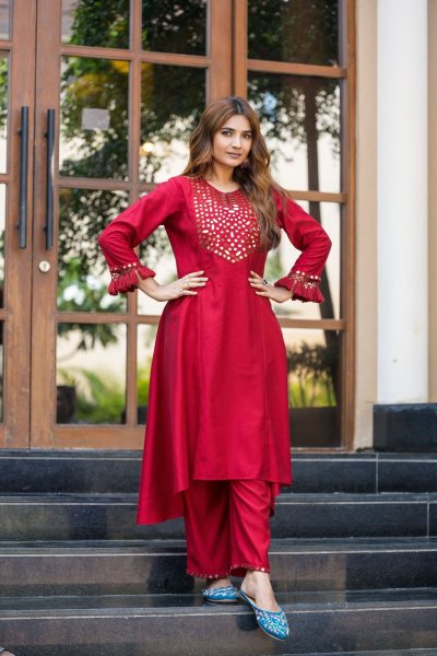 KURTA SET WITH MIRROR WORK 